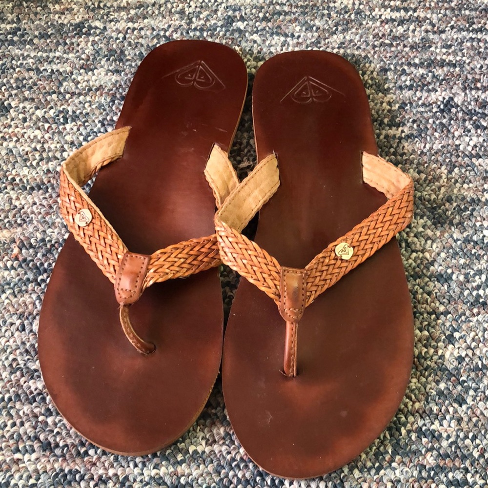 Roxy flip flops